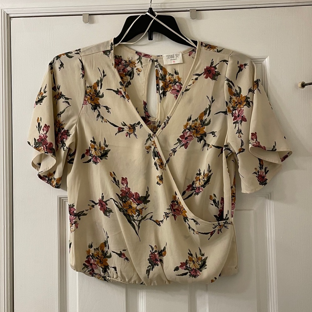 Cream and Floral Flutter Sleeve Blouse